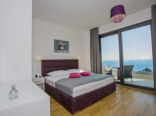 Luksuzna villa iznad Makarske 350 m²