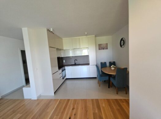 Potpuno opremljen moderan stan, 75m2, novogradnja Sloboština 